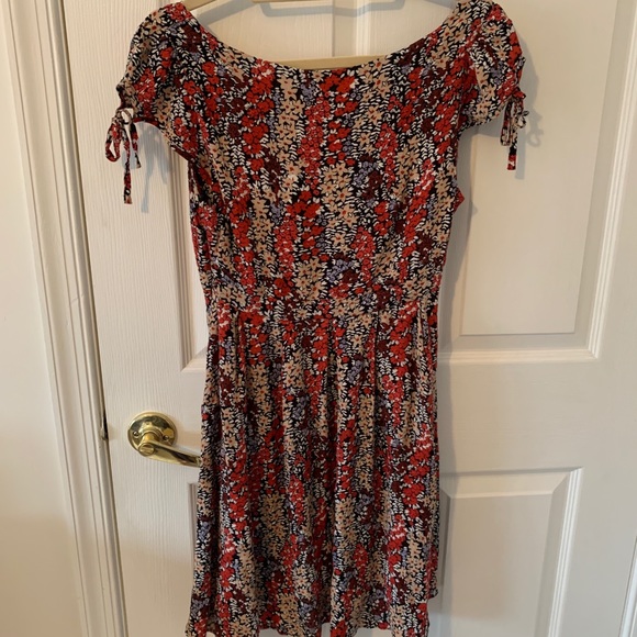 Free people miss right floral print keyhole top - Picture 8 of 14